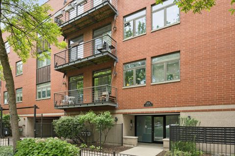 Tiny photo for 1830 N Winchester Avenue #216, Chicago, IL 60622 (MLS # 12647490)