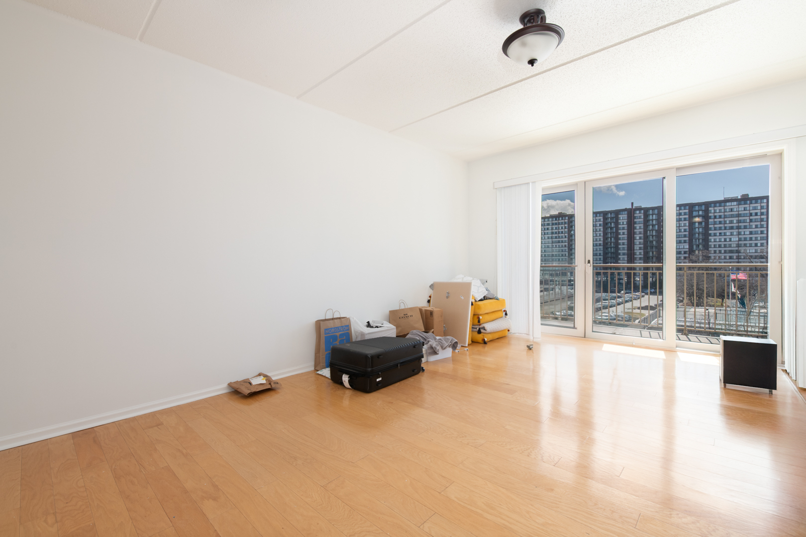 8727 W Bryn Mawr Avenue 507