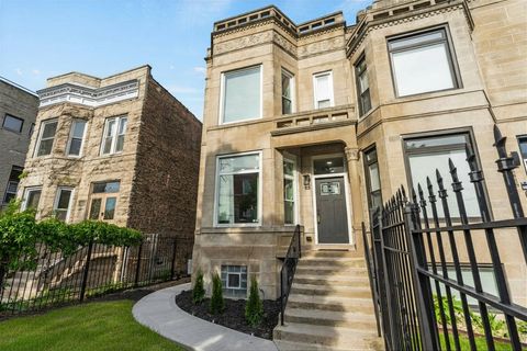 Photo of 6450 S Greenwood Avenue, Chicago, IL 60637 (MLS # 12649944)
