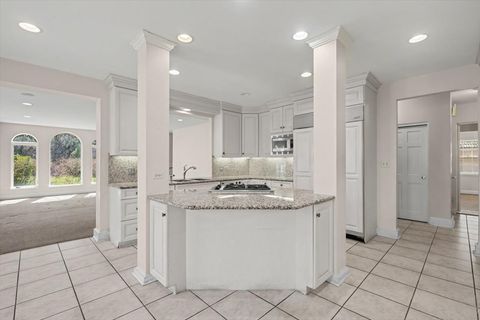 Tiny photo for 396 Sheridan Road, Glencoe, IL 60022 (MLS # 12618027)