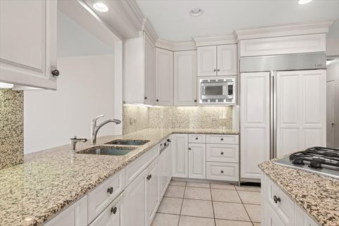 Tiny photo for 396 Sheridan Road, Glencoe, IL 60022 (MLS # 12618027)