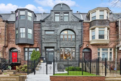 3655 S King Drive Chicago IL 60653
