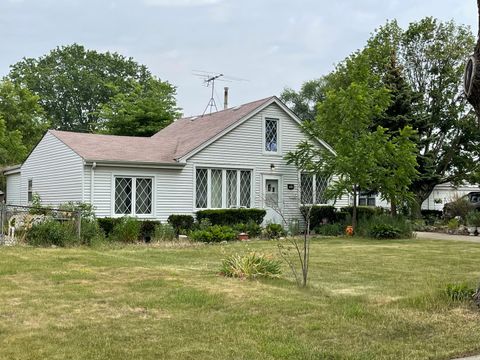 A home in Schiller Park