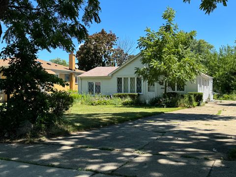 A home in Schiller Park