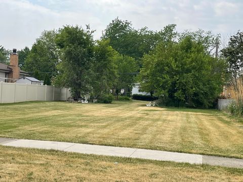 A home in Schiller Park