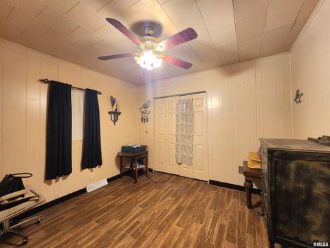 Tiny photo for 413 N 8TH Street, Herrin, IL 62948 (MLS # EB459670)