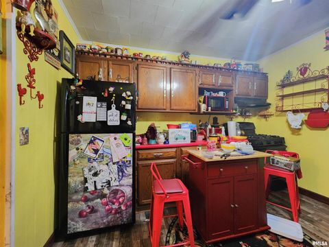 Tiny photo for 413 N 8TH Street, Herrin, IL 62948 (MLS # EB459670)