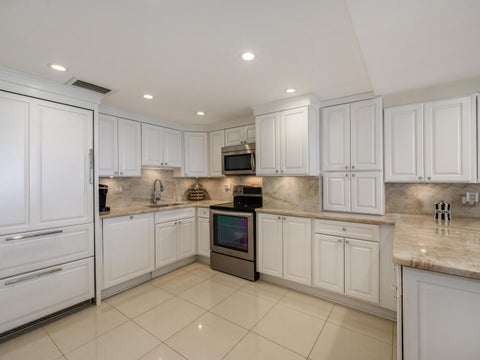 Tiny photo for 175 E Delaware Place #7107, Chicago, IL 60611 (MLS # 12793456)