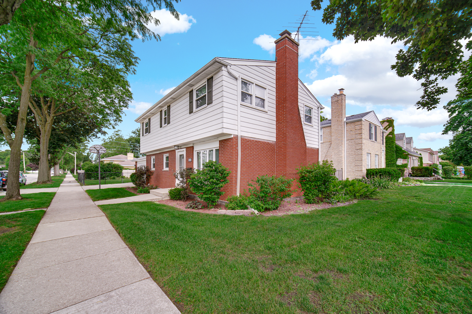 1800 W Sibley Street
