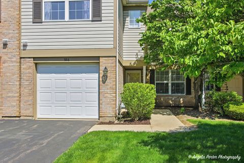 Tiny photo for 386 Crystal Ridge Drive #386, Crystal Lake, IL 60012 (MLS # 12647952)
