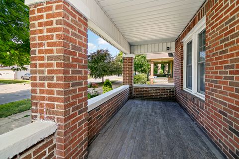 Tiny photo for 443 W Water Street, Kankakee, IL 60901 (MLS # 12411429)