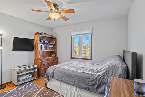 Tiny photo for 3000 Miller Drive, McHenry, IL 60050 (MLS # 12435861)