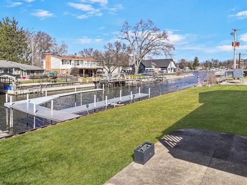 Tiny photo for 3000 Miller Drive, McHenry, IL 60050 (MLS # 12435861)