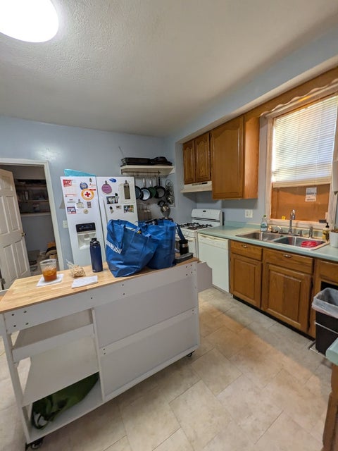 Tiny photo for 819 E Monroe Street, Bloomington, IL 61701 (MLS # 12780945)