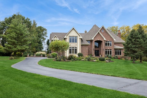 Photo of 6 Fawn Ridge Drive, Oakwood Hills, IL 60013 (MLS # 12782459)