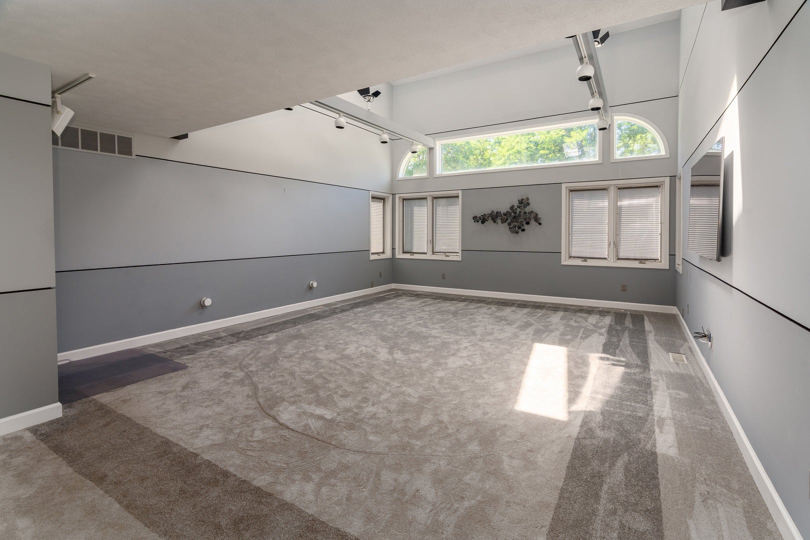 3201 Foxberry Circle
