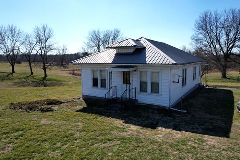 Photo of 2919 Feather Trail Road, Olmsted, IL 62970 (MLS # 12583749)