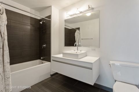 Tiny photo for 1345 S Wabash Avenue #910, Chicago, IL 60605 (MLS # 12608278)