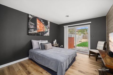 Tiny photo for 410 S Jackson Street, Batavia, IL 60510 (MLS # 12615872)