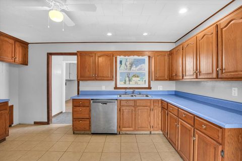 Tiny photo for 341 W Spruce Street, Paxton, IL 60957 (MLS # 12628921)