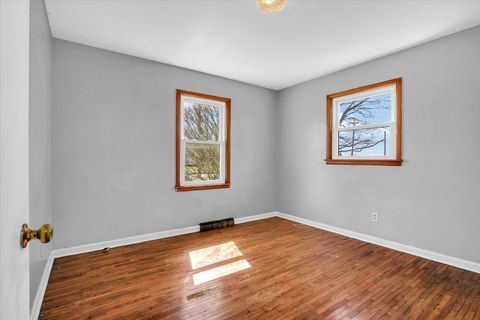 Tiny photo for 341 W Spruce Street, Paxton, IL 60957 (MLS # 12628921)