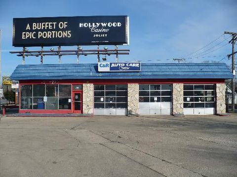 714 W Jefferson Street Joliet IL 60435