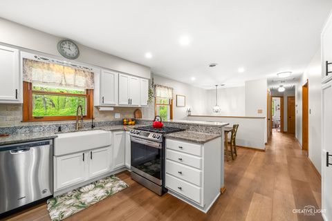 Tiny photo for 41W880 White Oak Lane, St. Charles, IL 60175 (MLS # 12630436)