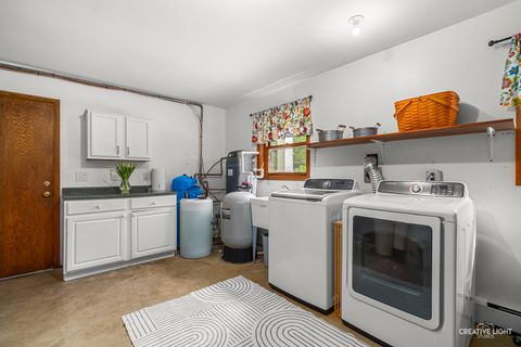 Tiny photo for 41W880 White Oak Lane, St. Charles, IL 60175 (MLS # 12630436)