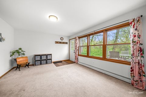 Tiny photo for 41W880 White Oak Lane, St. Charles, IL 60175 (MLS # 12630436)