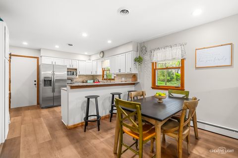 Tiny photo for 41W880 White Oak Lane, St. Charles, IL 60175 (MLS # 12630436)