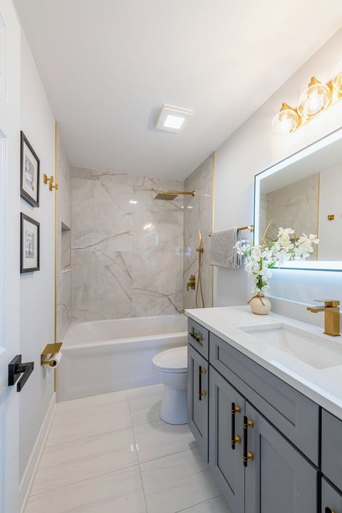 Tiny photo for 719 Webster Street, Algonquin, IL 60102 (MLS # 12585050)