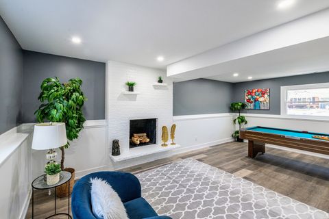 Tiny photo for 719 Webster Street, Algonquin, IL 60102 (MLS # 12585050)