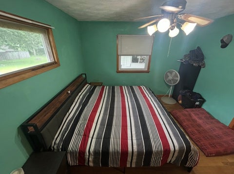 Tiny photo for 11 Holiday Terrace, Centralia, IL 62801 (MLS # 12682360)