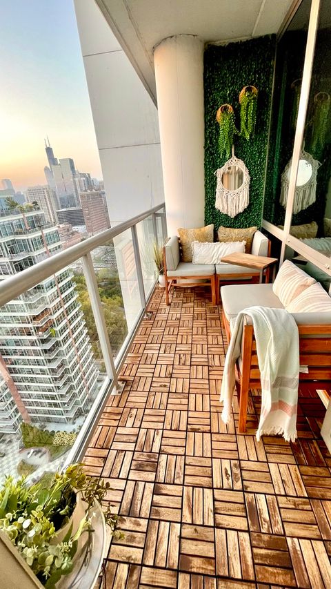 Tiny photo for 1629 S Prairie Avenue #2509, Chicago, IL 60616 (MLS # 12530456)