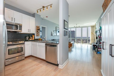 Tiny photo for 1629 S Prairie Avenue #2509, Chicago, IL 60616 (MLS # 12530456)