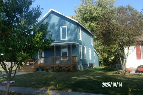 Tiny photo for 466 E Cherry Street, Watseka, IL 60970 (MLS # 12494185)