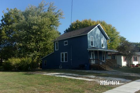 Tiny photo for 466 E Cherry Street, Watseka, IL 60970 (MLS # 12494185)