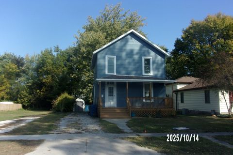 Tiny photo for 466 E Cherry Street, Watseka, IL 60970 (MLS # 12494185)