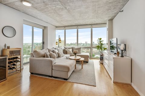 Tiny photo for 1845 S MICHIGAN Avenue #1605, Chicago, IL 60616 (MLS # 12678531)