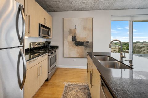 Tiny photo for 1845 S MICHIGAN Avenue #1605, Chicago, IL 60616 (MLS # 12678531)