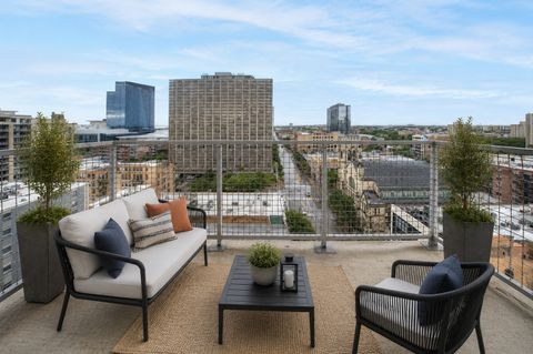 Tiny photo for 1845 S MICHIGAN Avenue #1605, Chicago, IL 60616 (MLS # 12678531)