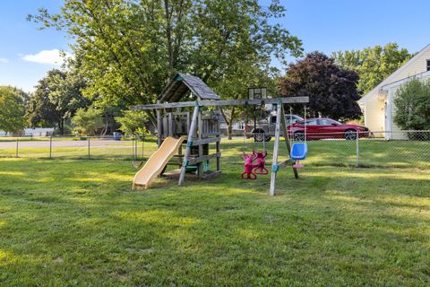 Tiny photo for 4830 Crown Point Circle, Roscoe, IL 61073 (MLS # 12462835)