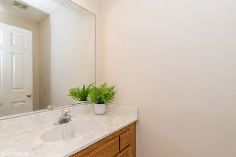 Tiny photo for 810 Braeman Court #0, Libertyville, IL 60048 (MLS # 12500405)