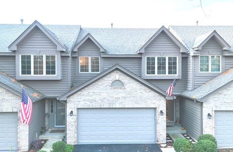 Photo of 949 Millcreek Circle, Elgin, IL 60123 (MLS # 12510451)