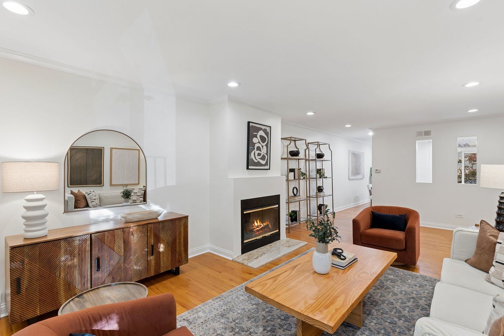 1470 E 56th Street
