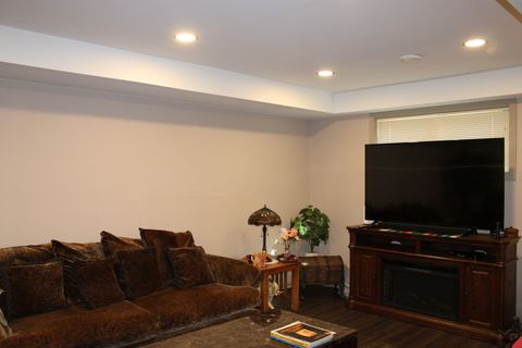 Tiny photo for 318 Marshall Road, Bensenville, IL 60106 (MLS # 12484743)