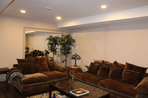 Tiny photo for 318 Marshall Road, Bensenville, IL 60106 (MLS # 12484743)