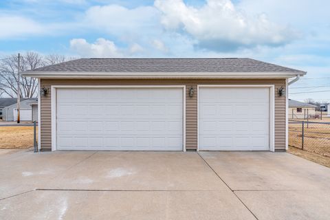 Tiny photo for 12 SUBURBAN HEIGHTS, Milan, IL 61264 (MLS # 12628481)