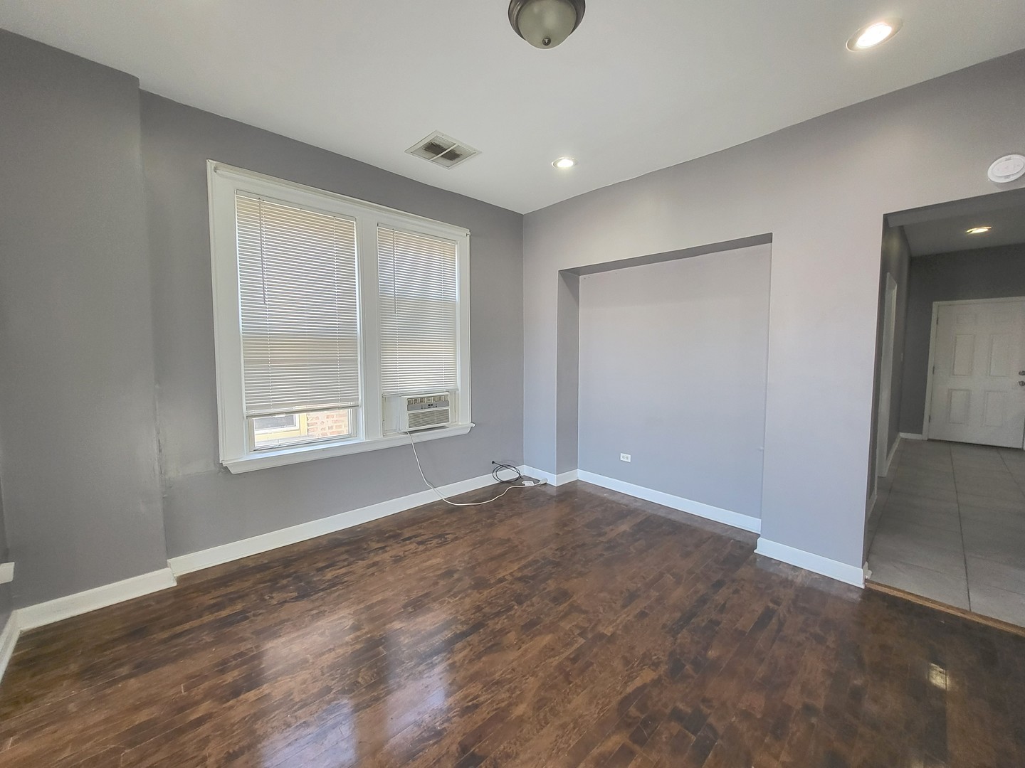 4219 W Cullerton Street