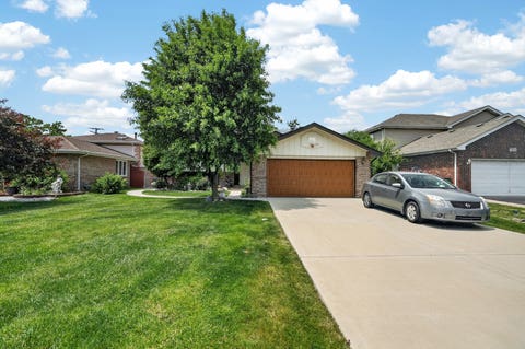 Tiny photo for 7432 Beloit Avenue, Bridgeview, IL 60455 (MLS # 12699229)